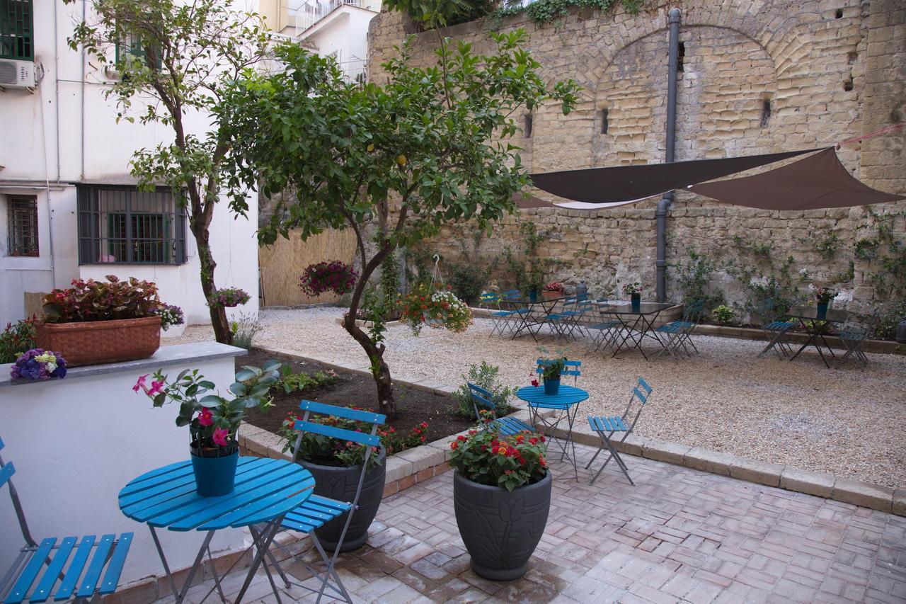 Borgo Vergini Garden B&B Napoli Dış mekan fotoğraf
