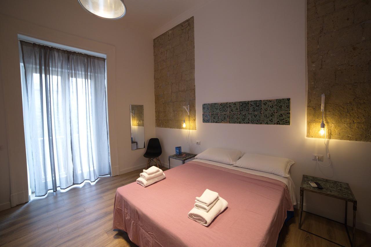 Borgo Vergini Garden B&B Napoli Dış mekan fotoğraf