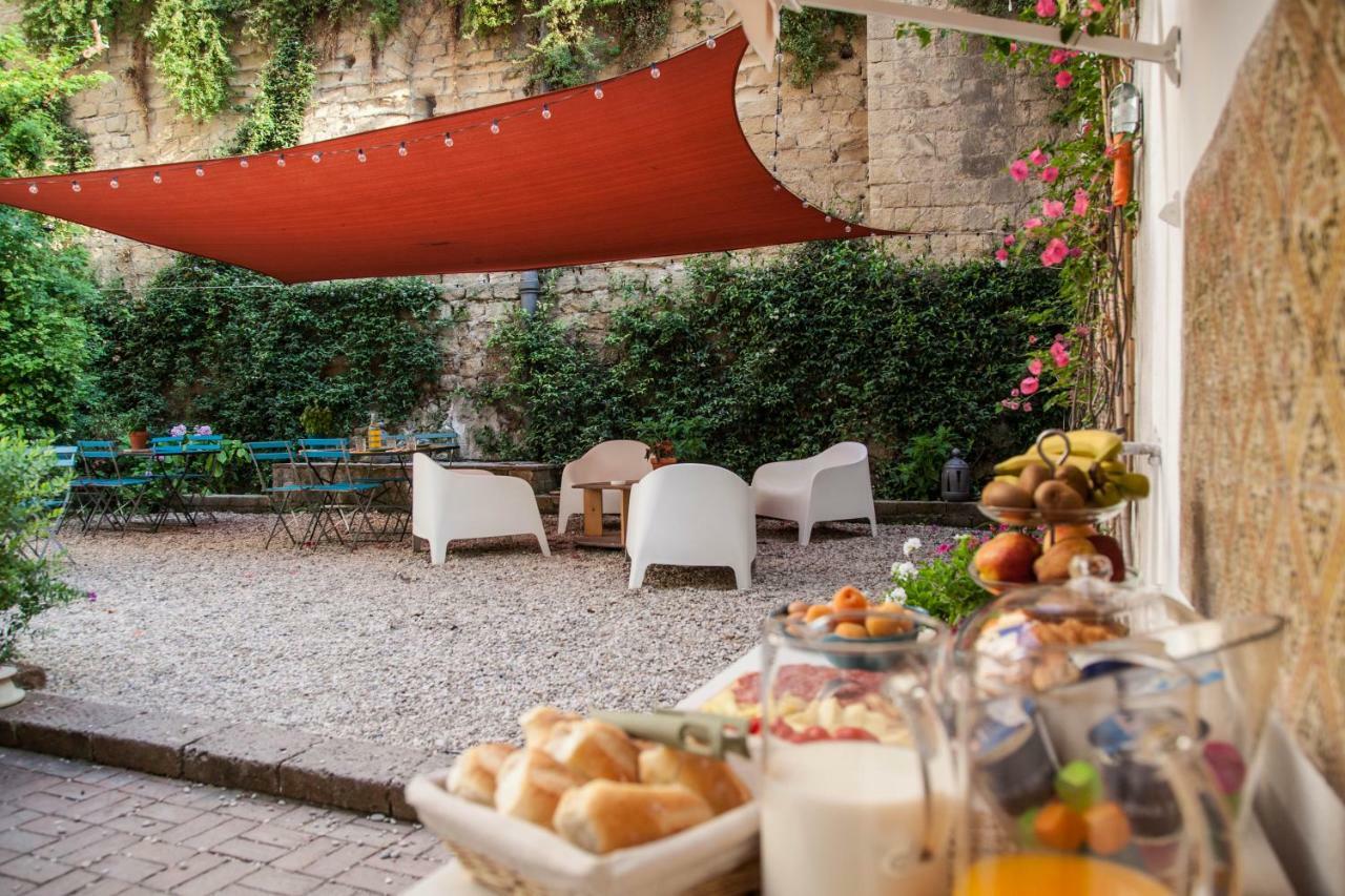 Borgo Vergini Garden B&B Napoli Dış mekan fotoğraf