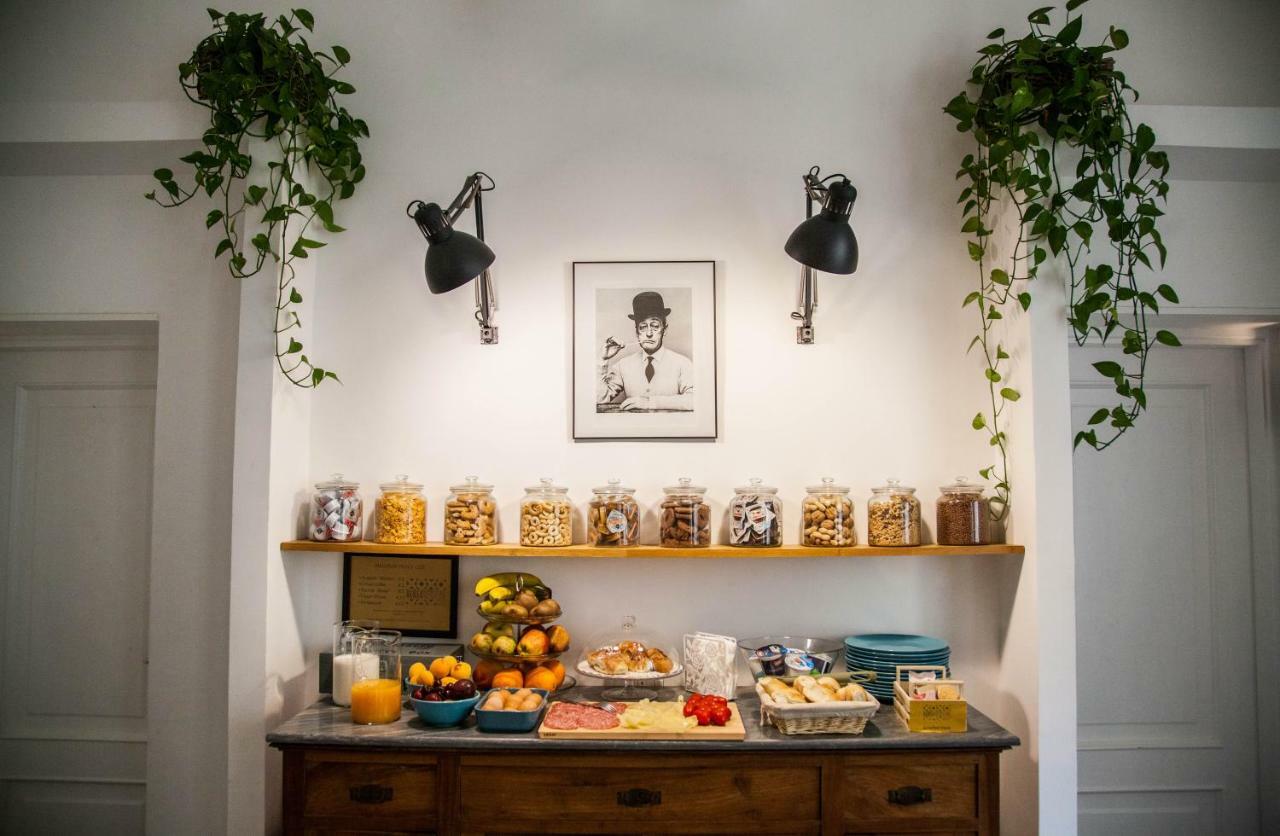 Borgo Vergini Garden B&B Napoli Dış mekan fotoğraf