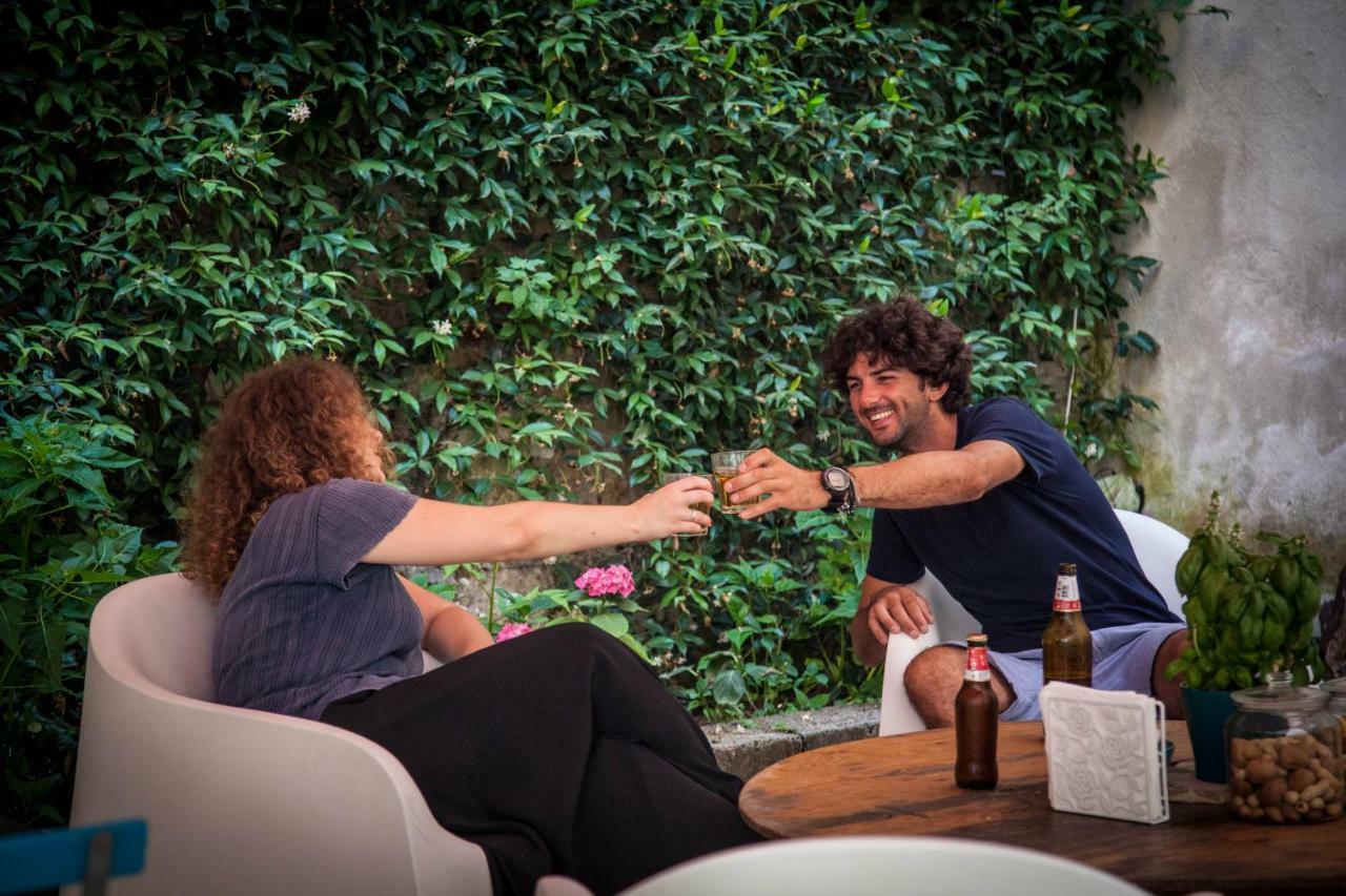 Borgo Vergini Garden B&B Napoli Dış mekan fotoğraf