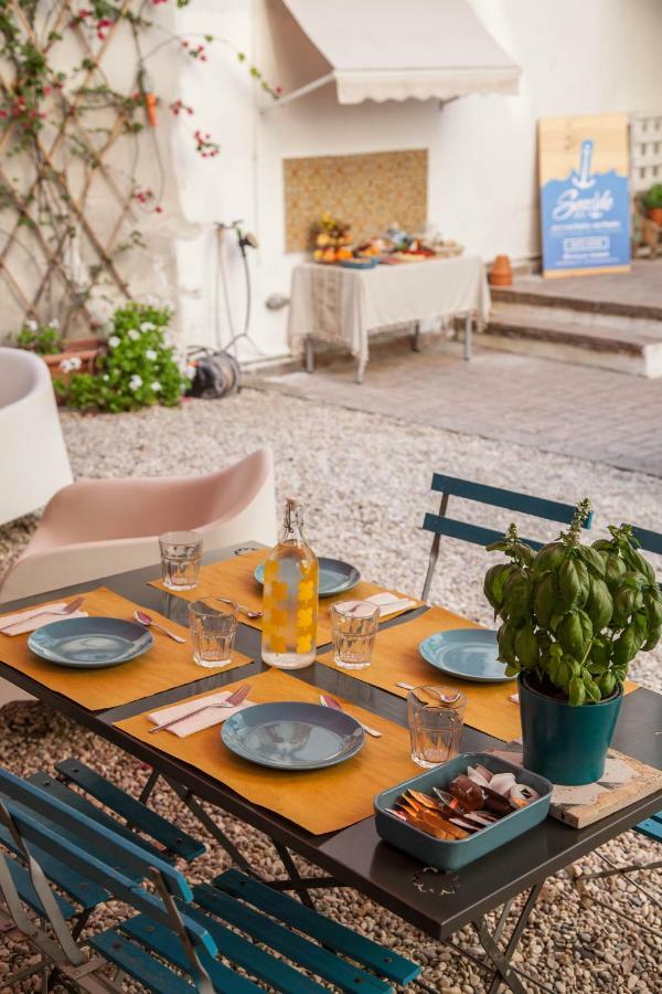 Borgo Vergini Garden B&B Napoli Dış mekan fotoğraf