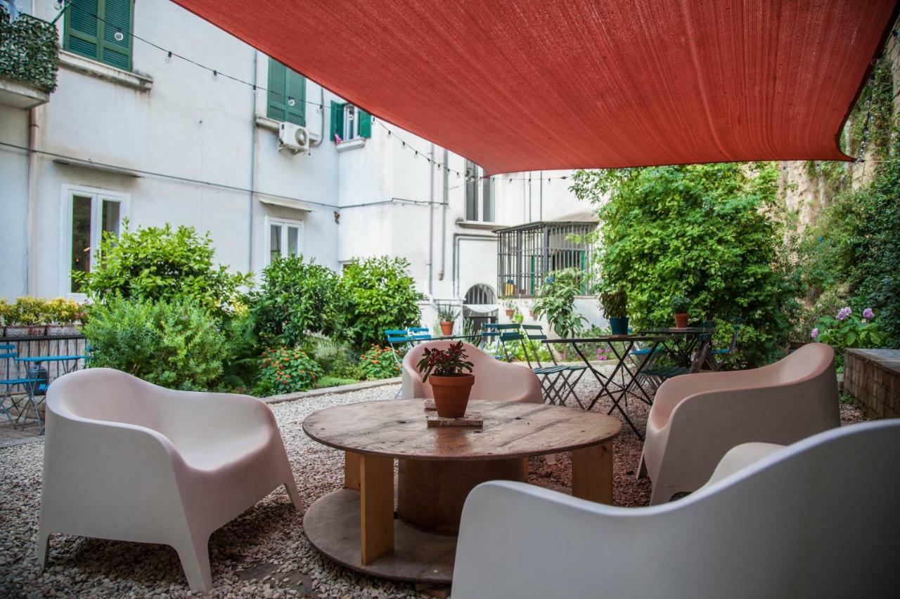 Borgo Vergini Garden B&B Napoli Dış mekan fotoğraf