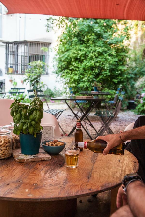 Borgo Vergini Garden B&B Napoli Dış mekan fotoğraf