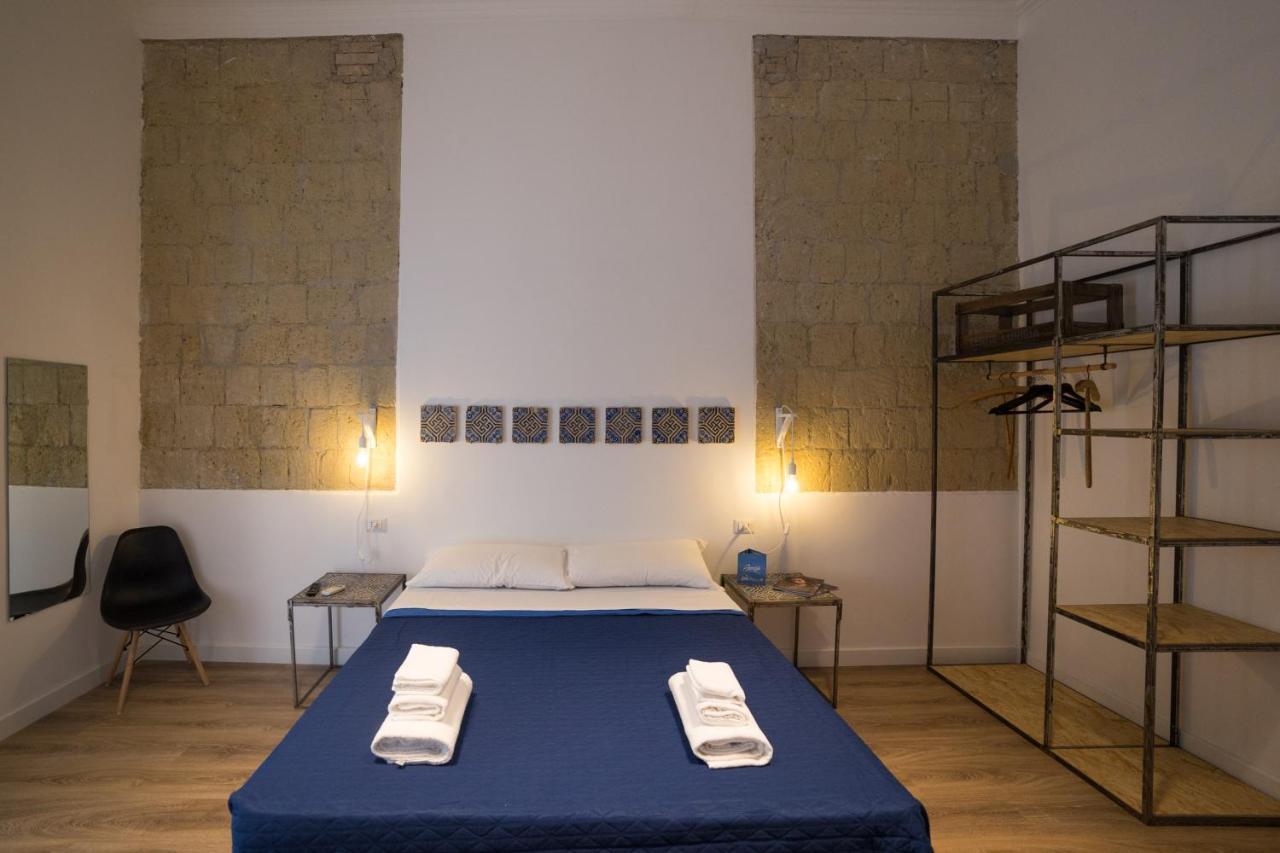Borgo Vergini Garden B&B Napoli Dış mekan fotoğraf